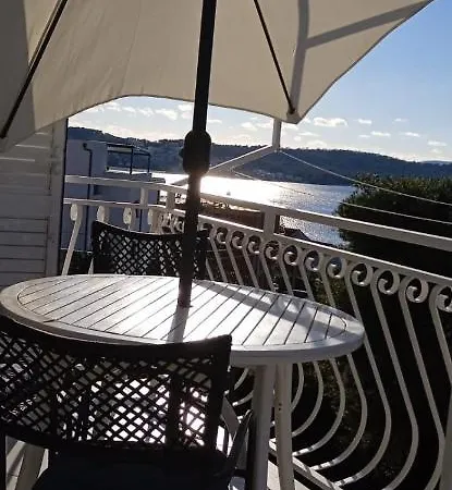 Apartmani Ivan Trogir Exterior photo