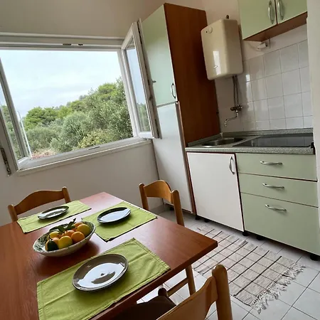 Apartmani Ivan Trogir Exterior photo